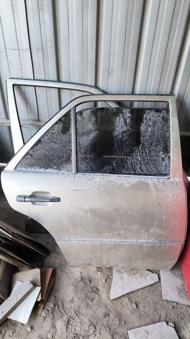 Срочно продам двер