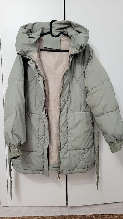 Продам куртку на тёплую погоду