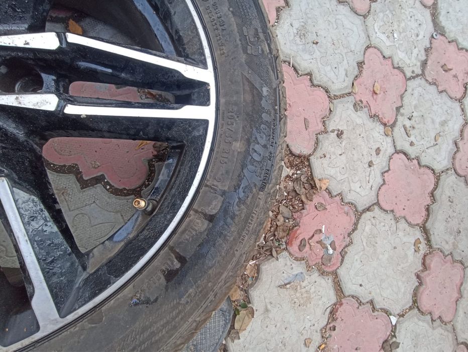 Продам диски с резиной на Мерседес