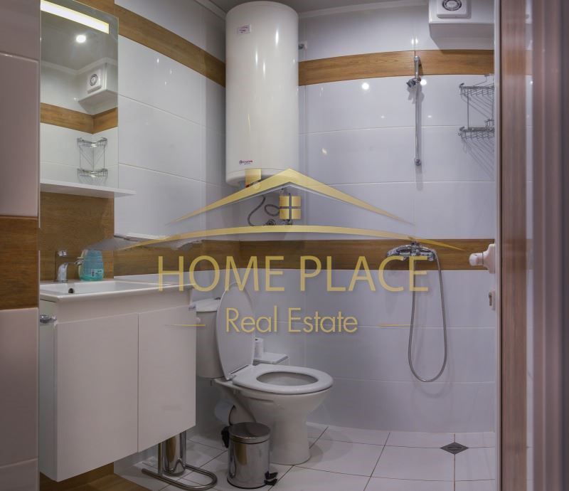 Дава се под наем Тристаен апартамент в Варна, Червен площад - 100 кв.м за 997.05 € - Снимка #9