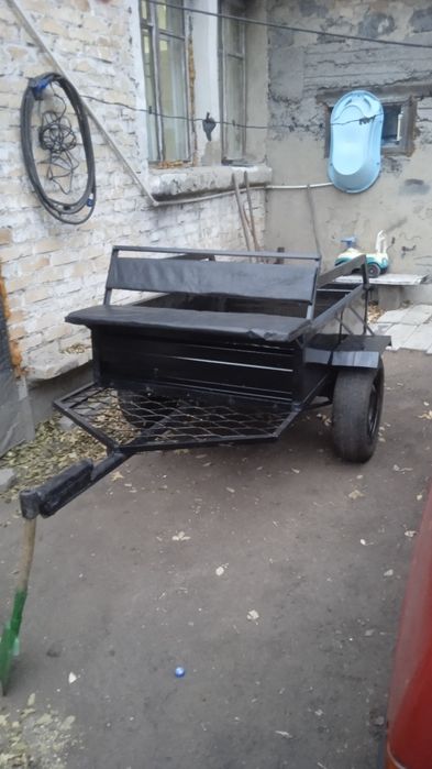 Продам прицеп новый