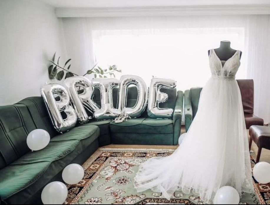 Rochie mireasa cu trena degasabilă