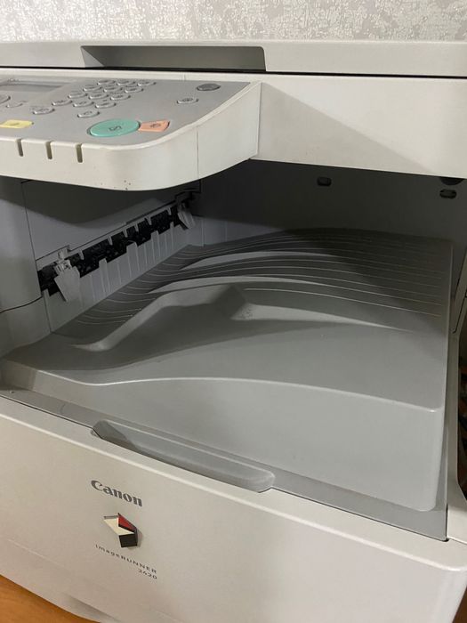Продам принтер А3 А4 Canon