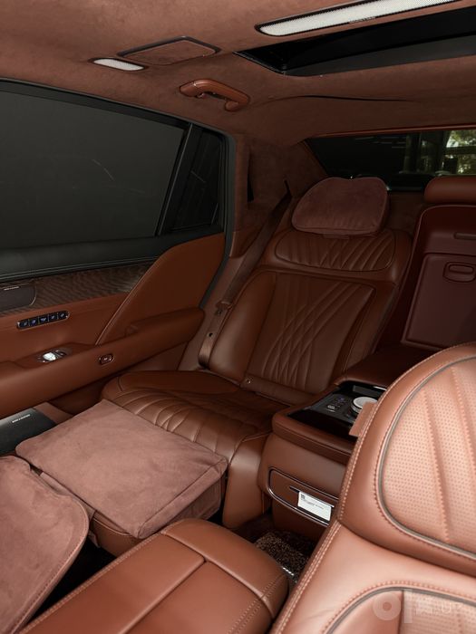 Genesis G90 год 2023