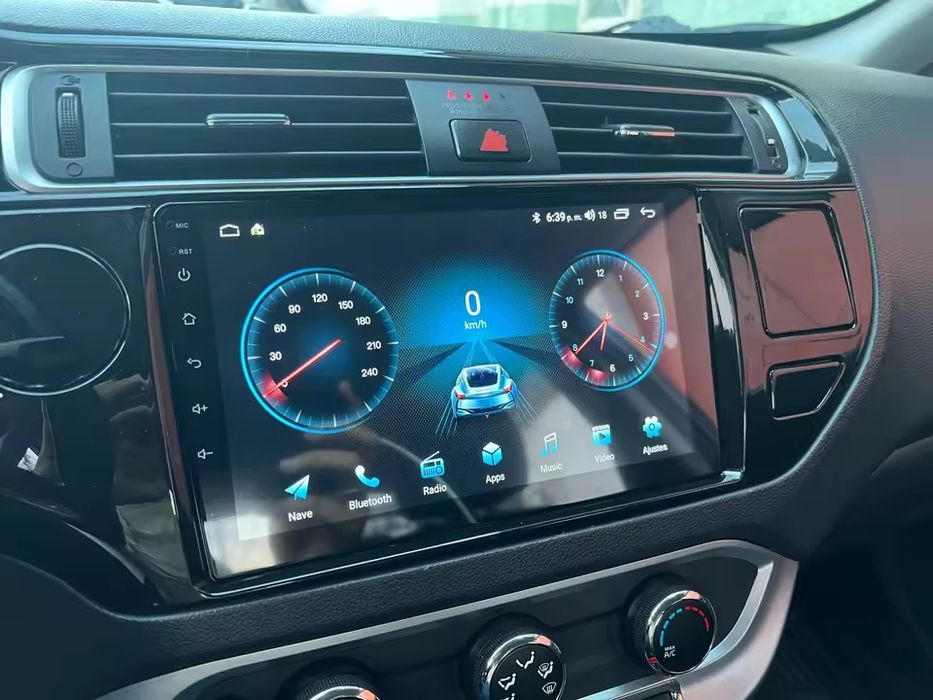Navigatie dedicata Kia Rio / Android Auto si CarPlay