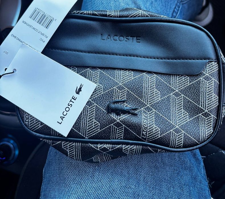 Бомбовая сумка Lacoste