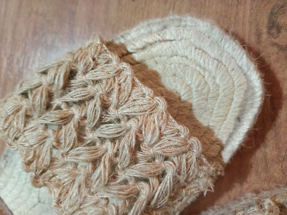 Slapi Zara din rafie