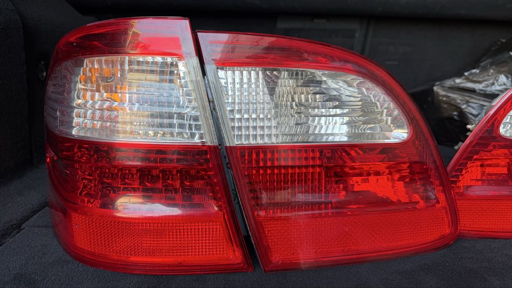 Диодни стопове за Mercedes W211