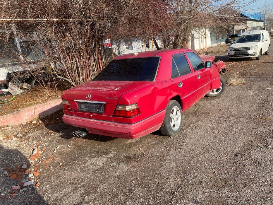 Мерседес ешка е280