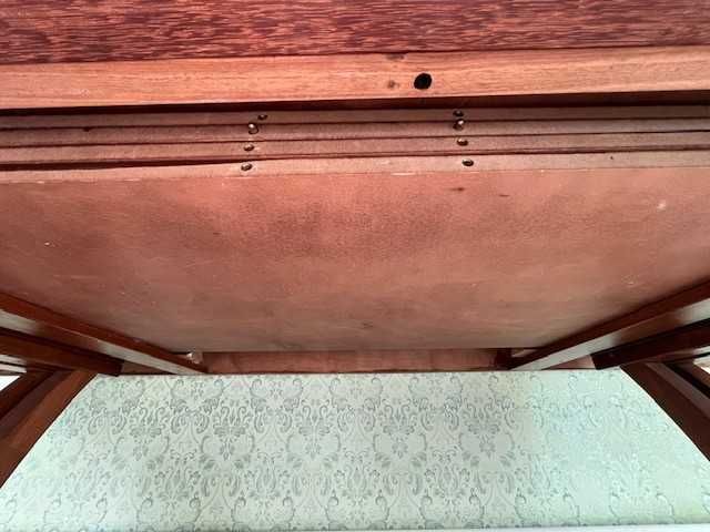 Стол раздвижной для гостийной