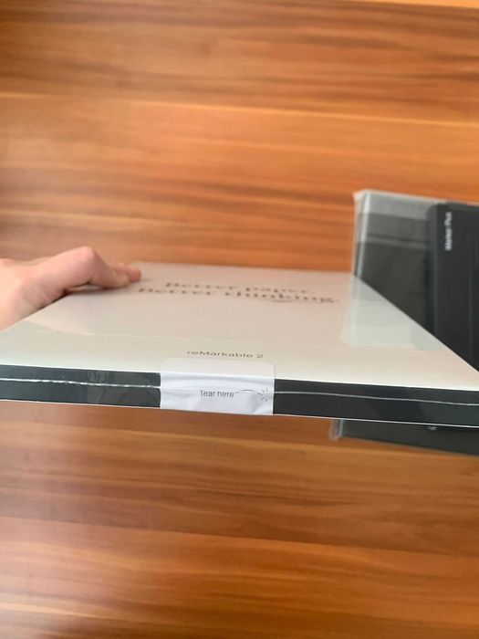 Tableta ePaper reMarkable 2 + Marker Plus + husa sigilate