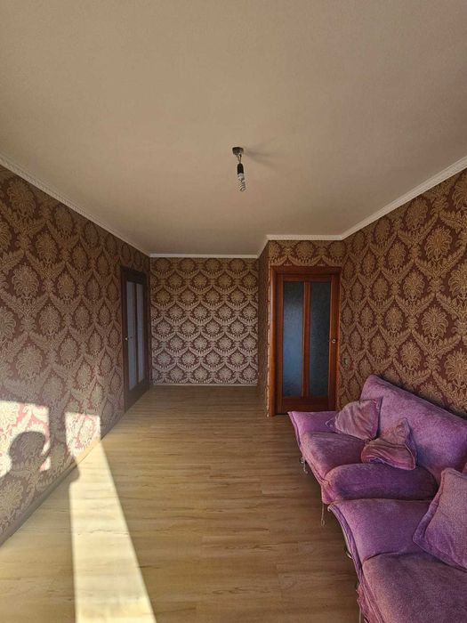 Продам 2 комн.кв. на 8 мкр