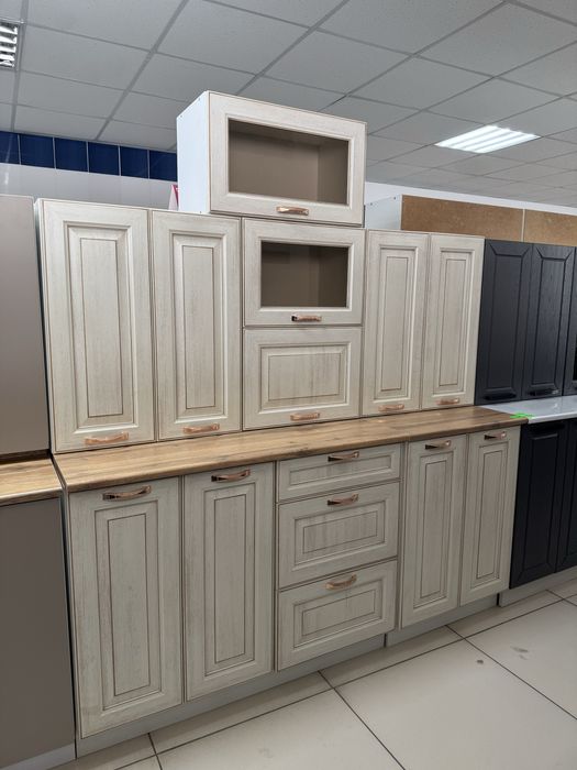 Кухонный гарнитур новый 1.7+0.6 м.