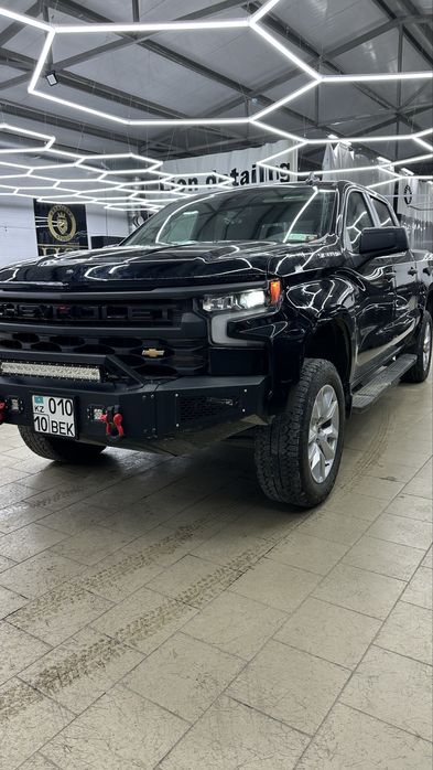 Продам Chevrolet Silverado
