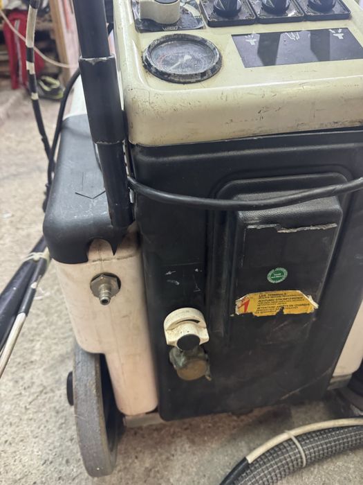 Kercher Profi перяща прахосмукачка