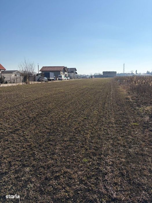 S.C. Vimak Imobiliare vinde teren intravilan Stupini