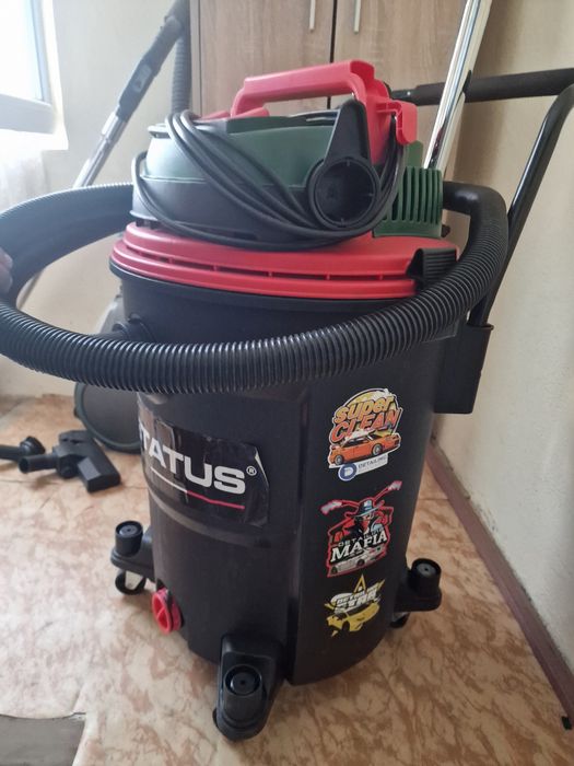 Продавам прахосмукачка за сухо и мокро почистване