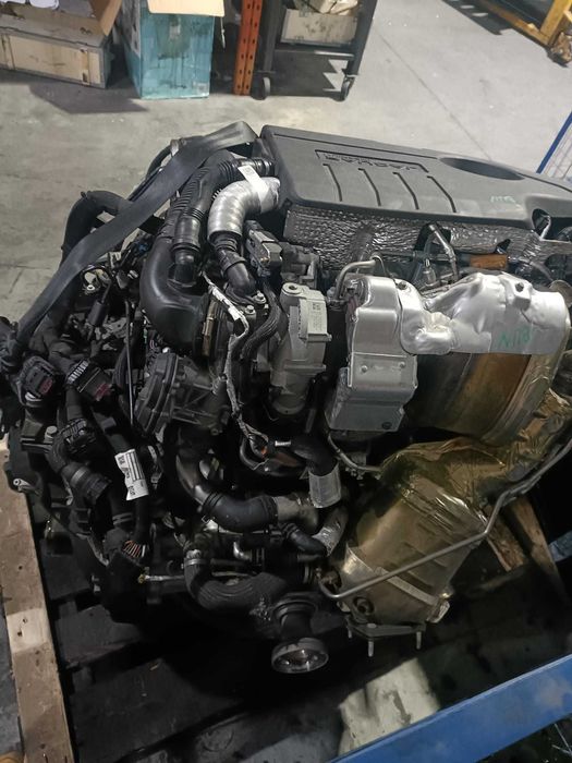 Motor cu accesorii 2.0 ingenium 204DTY  Velar / Evoque / Jaguar E Pace