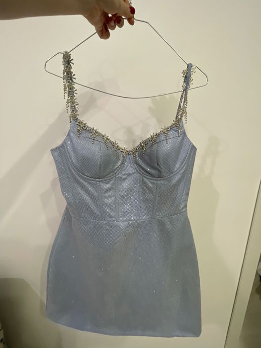 Продам нарядное платье, одевала 1 раз