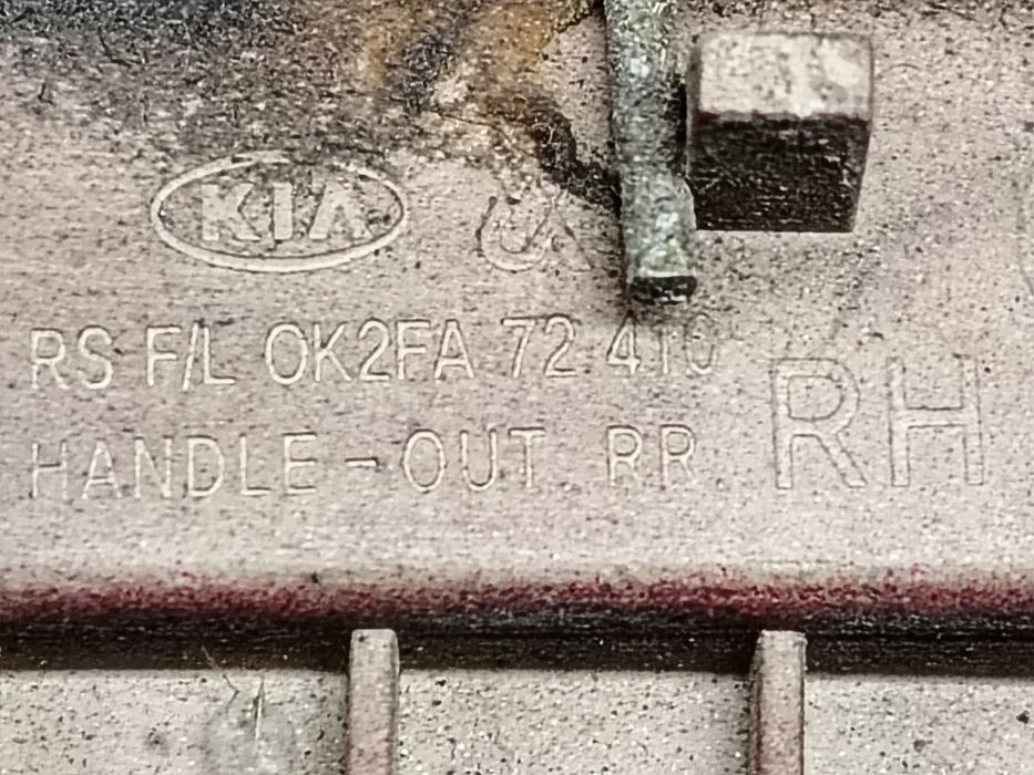 Maner exterior dreapta spate 0k2fa72410 Kia Carens 1 (RS) (facelift) (2002 - 2006)