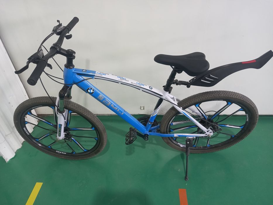 Velik satiladi 3 oy minganman