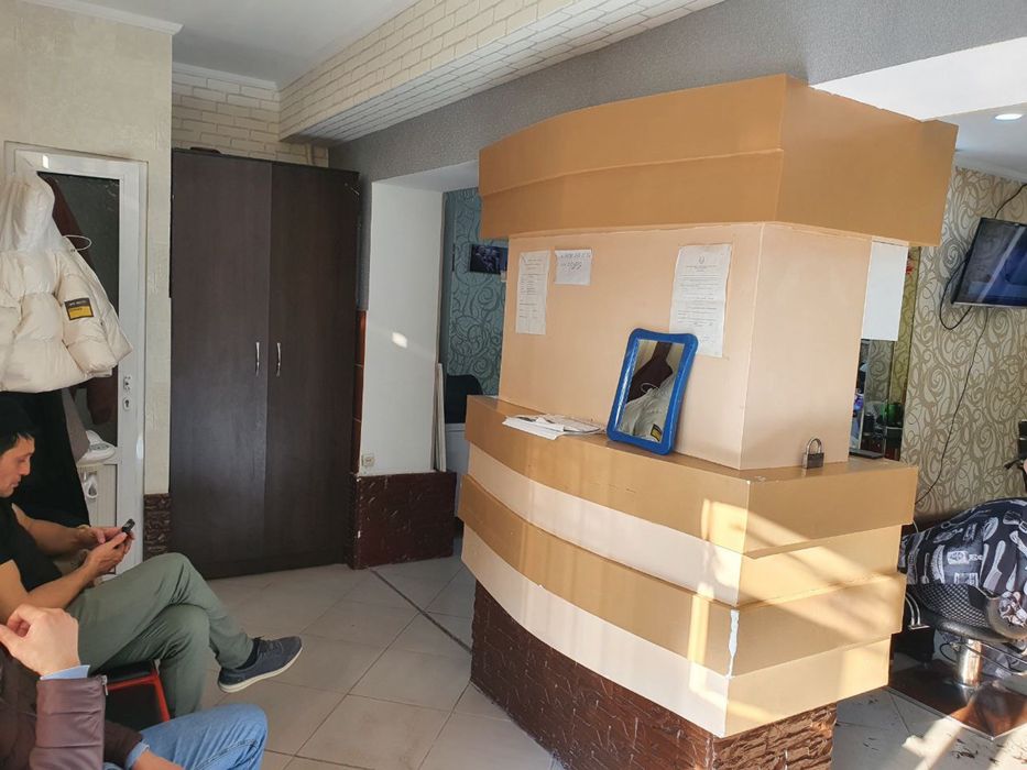 Офис ва салон сартарошхонага арендага берилади