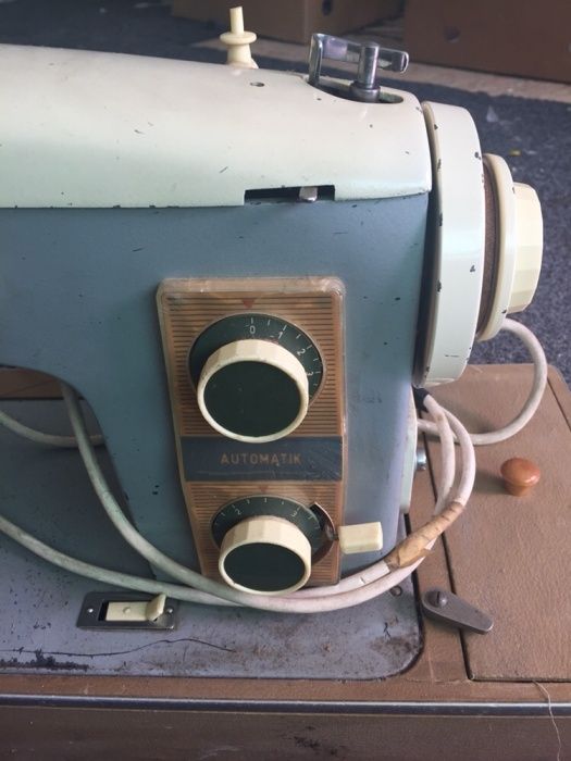 Mașina de cusut electrică /variante schimb