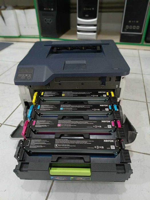 Xerox C230 — цветной лазерный принтер