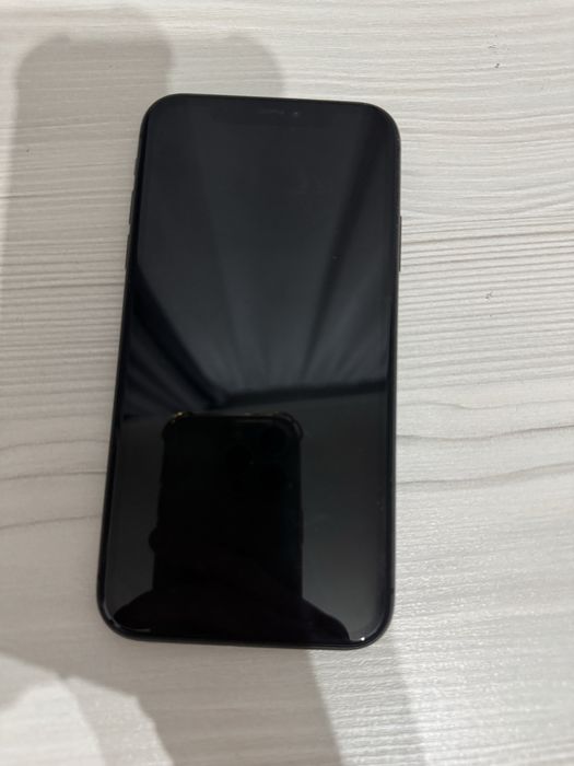 Айфон 11 72% акб