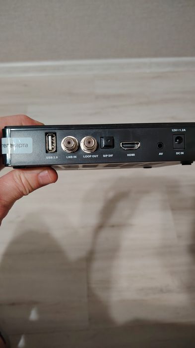 Спутниковый тюнер EVO-09 HD IR