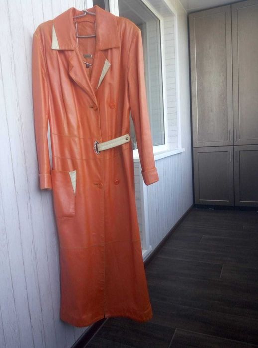 Продам кожаные вещи