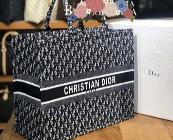 Geanta Maxy Dior,material textil, saculet, etichetă