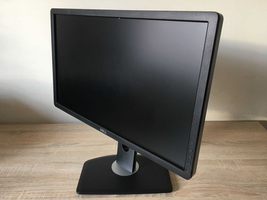 Монитор Dell UltraSharp U2312HM + Оригинален саундбар Dell AX510