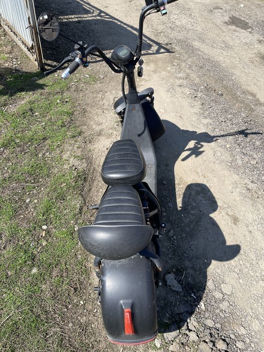 Scuter electric.