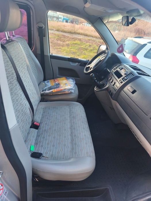 Detailing auto interior complet. LUCRAM ȘI DE SĂRBĂTORI Program non st