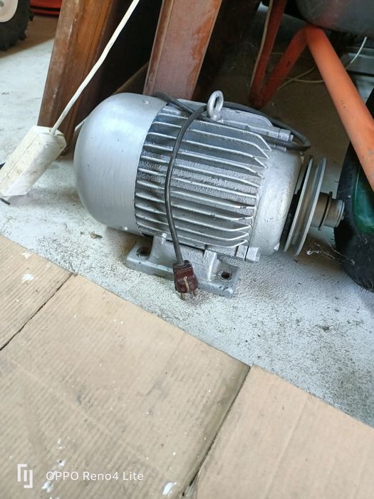 Motoare electrice la 220v