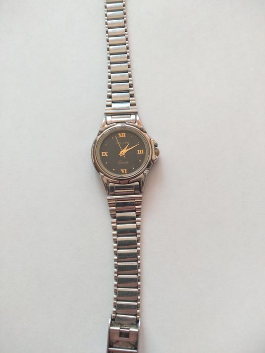 Женские наручные часы Maxima