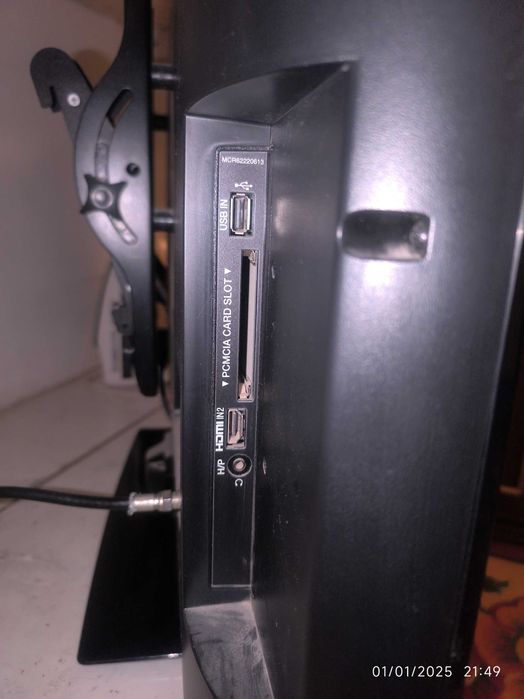 Продам телевизор LG 32LK330 оригинал корейский 2011 года выпуска