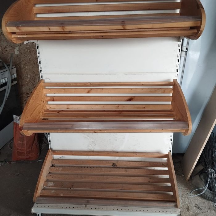 Полка для хлеба.