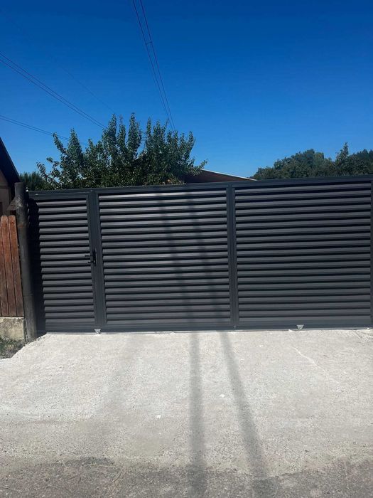 Garduri si porti stil jaluzea, sipca metalica, tabla cutata