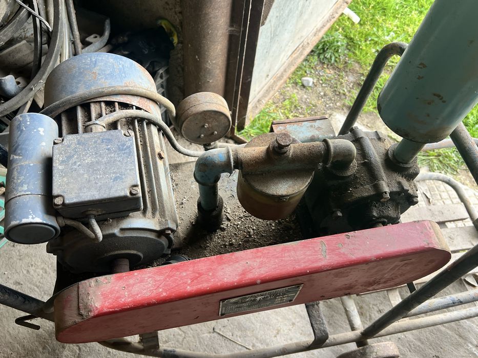 Вакуум помпа за доене