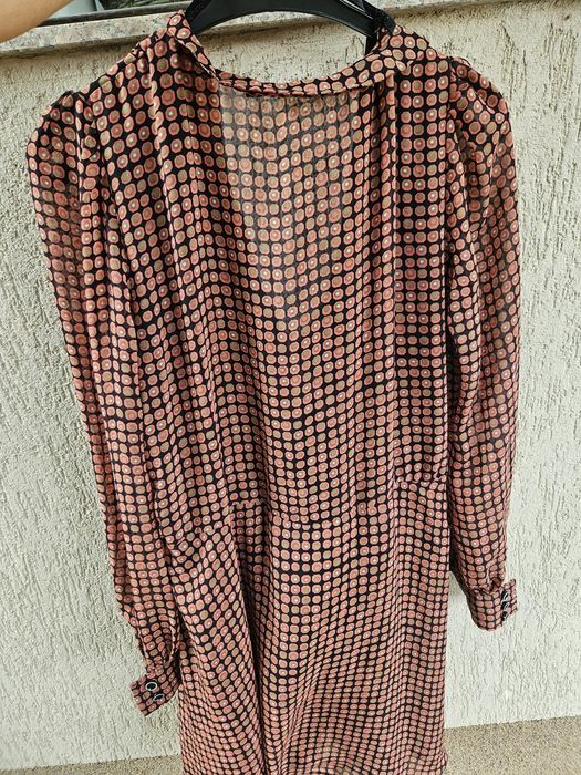 Rochie midi cu mânecă lunga