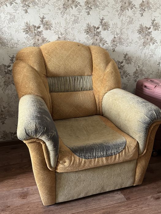 Ретро кресло, состояние среднее