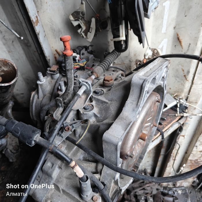 АКПП коробка автомат mazda 323 BF BG