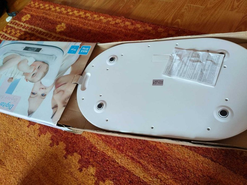 Cântar bebeluș, aproape nou