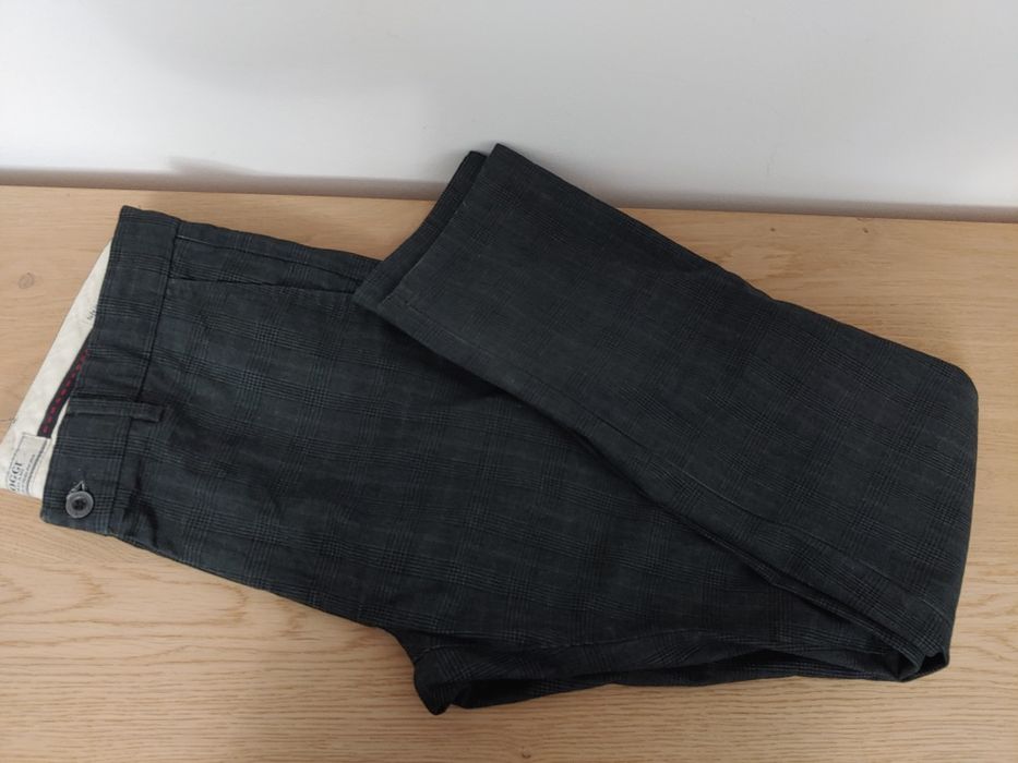 Pantaloni Boggi măsura 34