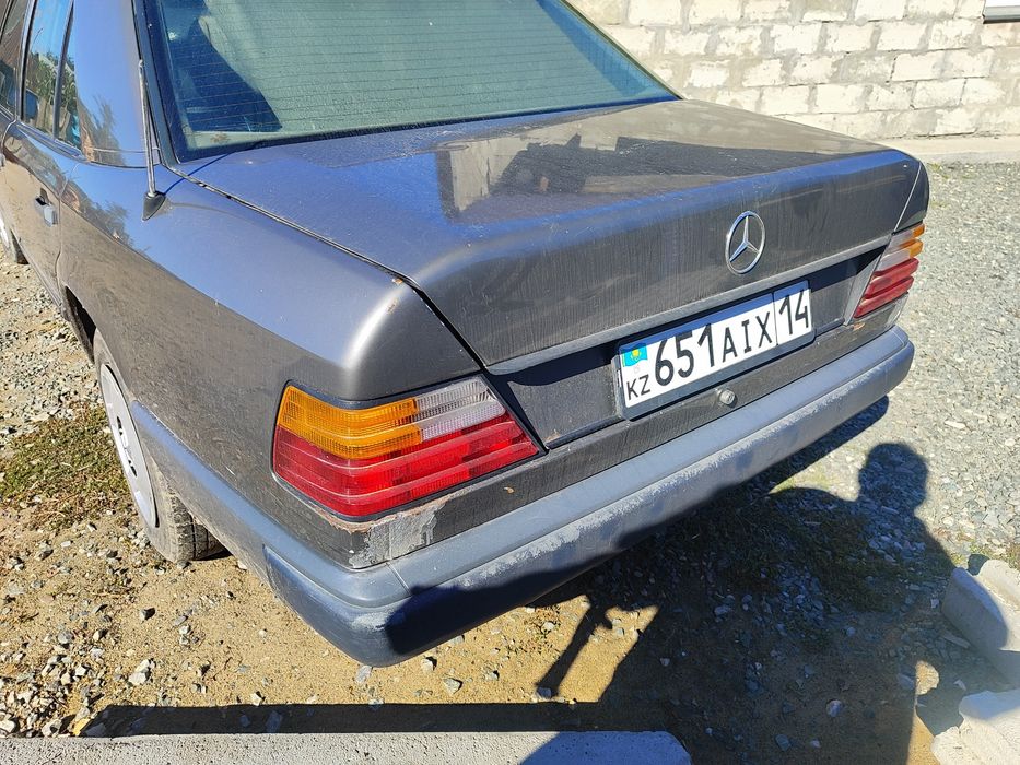 Мерс 124 2.3 по запчастям