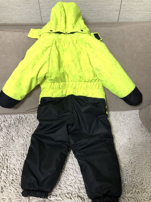 Комбинезон для девочки зимний