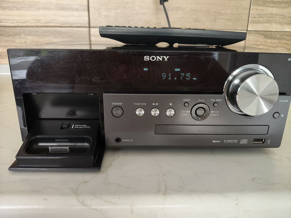 Sony HCD MX 500 I, CD, dock ipod, radio FM, USB, auxiliar in
