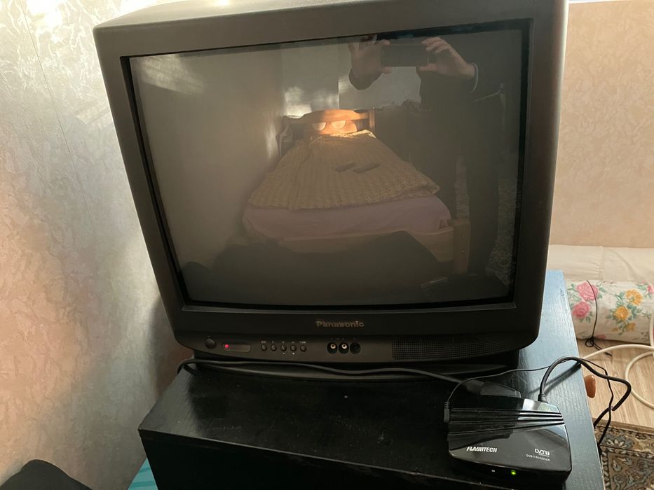 Телевизор Панасоник